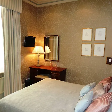 Aparthotel Tufton Arms