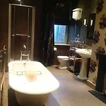 Tufton Arms 3*