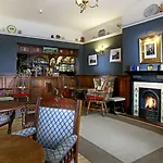 Tufton Arms Aparthotel 3*