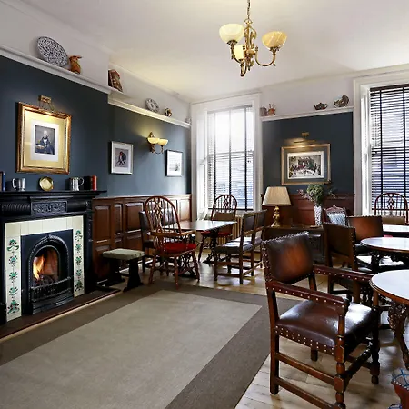 Tufton Arms 3*