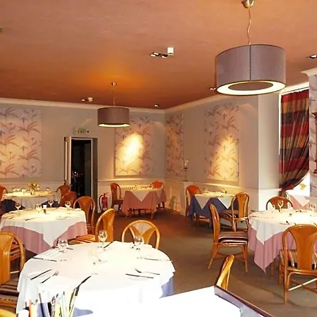 Tufton Arms Ξενοδοχείο με διαμερίσματα 3*