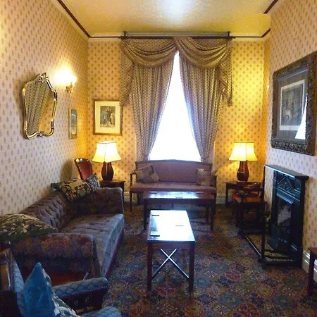 Tufton Arms 3*
