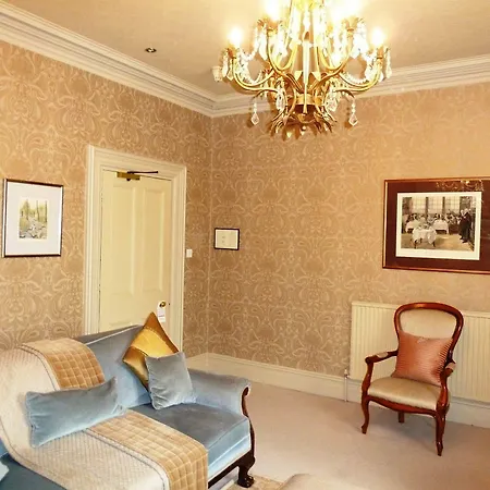 Apart Otel Tufton Arms 3*