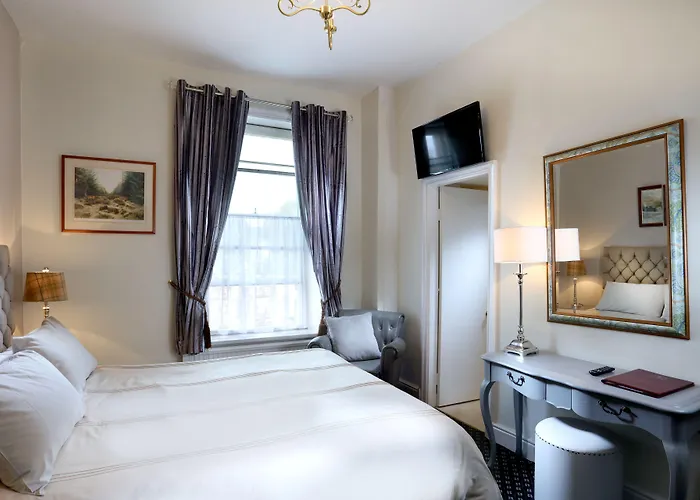 Tufton Arms Apart-hotel