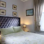 Tufton Arms Apart-hotel